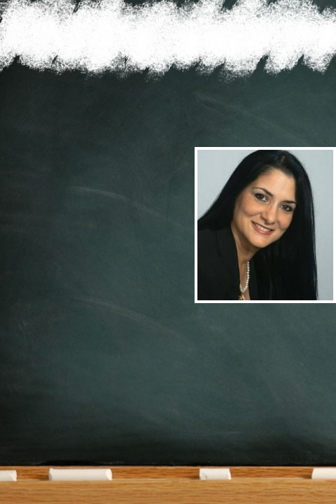 Lic. Monica Maria Revuelta