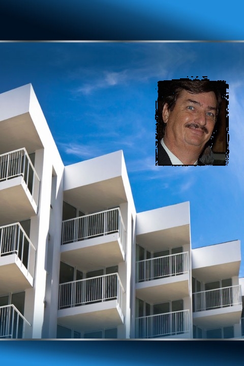 Maurice Alexander Rivas Wilson, Hotel Admi